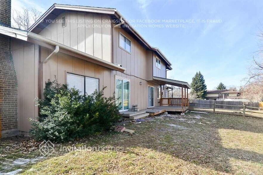 Building Photo - 3679 S Helena Way