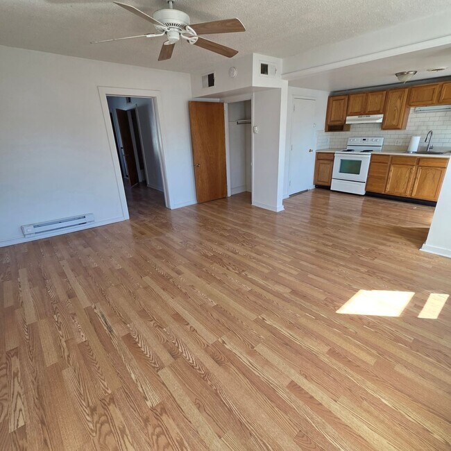 Building Photo - Welcome to the heart of downtown Historic ...