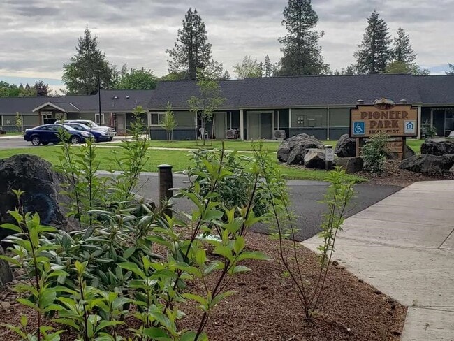 Building Photo - 88059 5th St