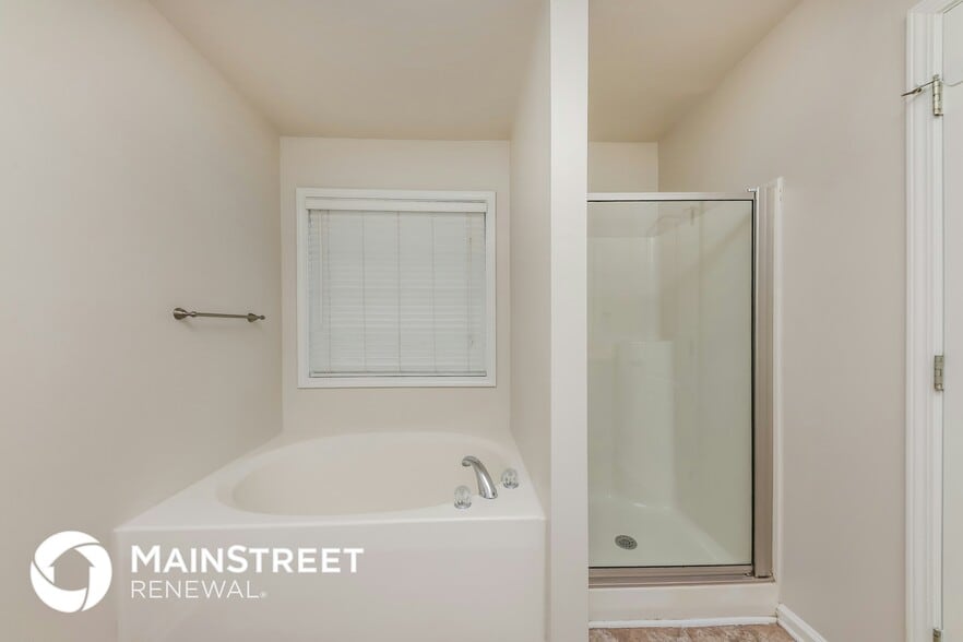 Building Photo - 102 Rocky Branch Way