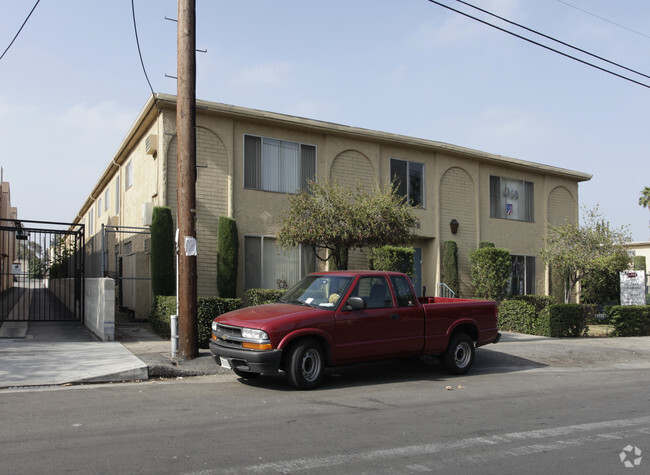 Calvert Street Apartments - Calvert-11434