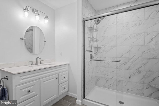 Building Photo - 604 Iva Ln