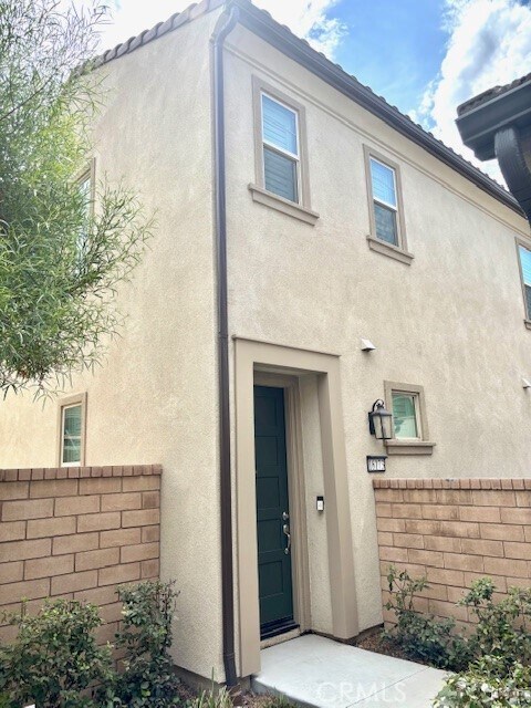 Building Photo - 16173 Paddock Ave