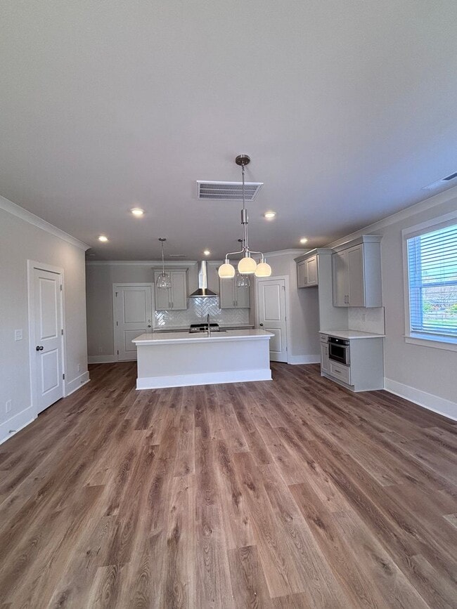 Building Photo - Brand new three-bedroom, 2.5-bath townhome