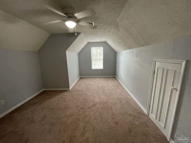Building Photo - 201 Wildflower Ln