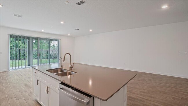 Building Photo - 1741 Sourwood Dr