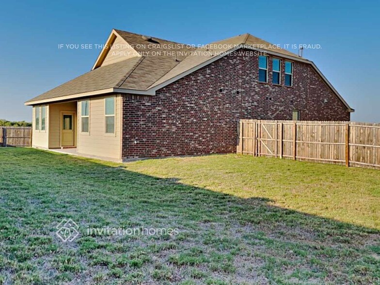 Building Photo - 14813 Wishing Well Ct