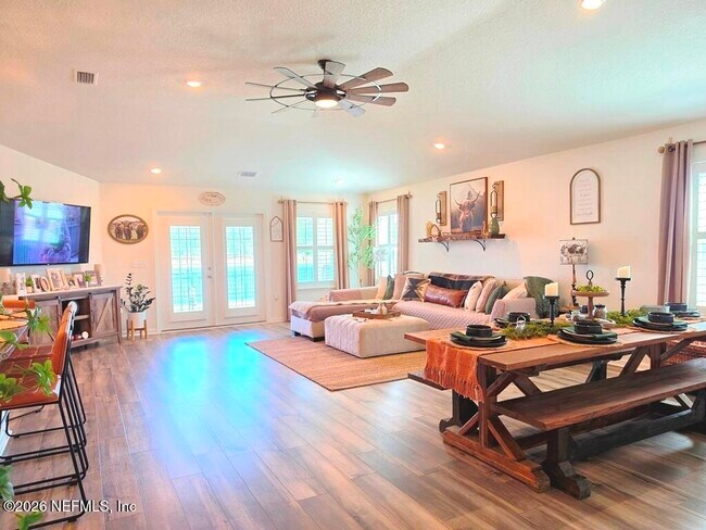 Building Photo - 11189 Buckner Ln