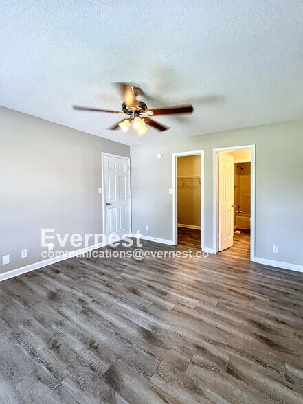 Building Photo - 1300 Chucker Dr