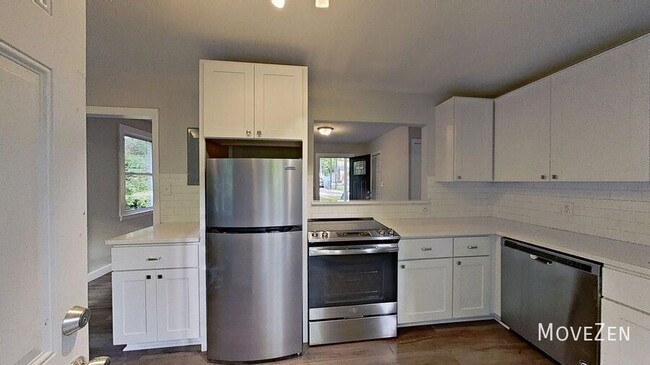 Building Photo - 332 Angier Ave