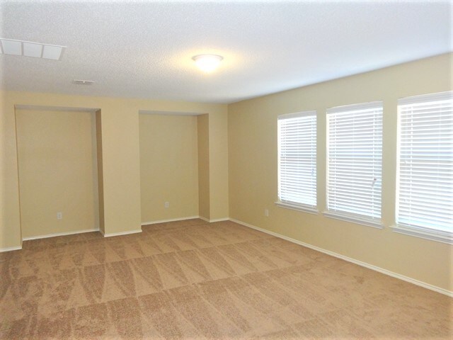 Building Photo - 210 Trees Dr