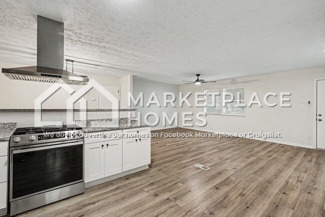Building Photo - 6079 Cherokee Valley Terrace