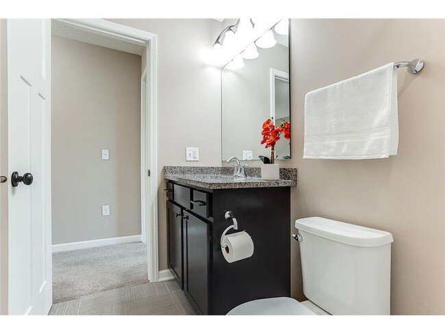 Building Photo - 8934 SW Village Loop