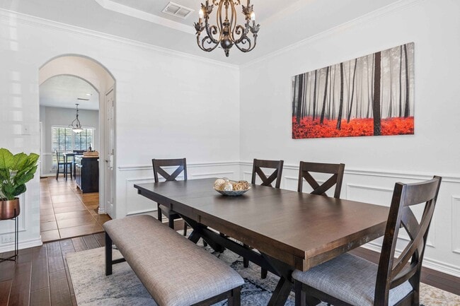 Building Photo - 7016 Playa