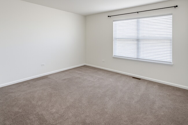 Building Photo - 842 Finley Dr