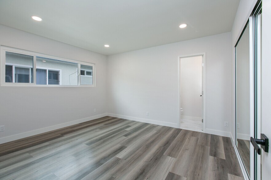 All bedrooms are the same in every unit - 3132 S Canfield Ave