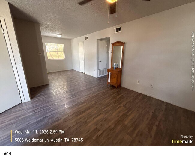 Building Photo - 5006 Weidemar Ln