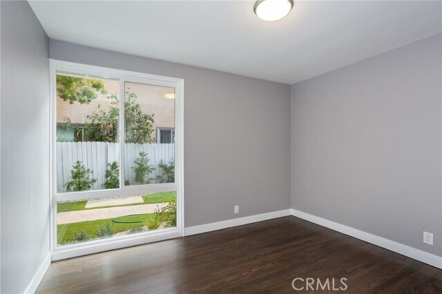 Building Photo - 16231 Moorpark St