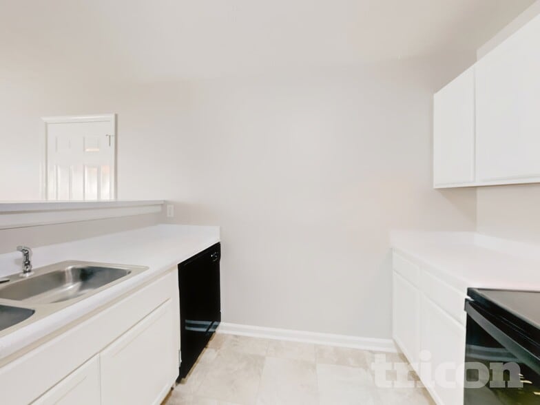 Building Photo - 613 Everlasting Way