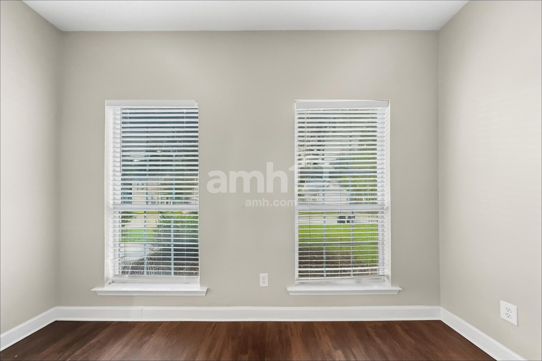 Building Photo - 202 Curico Ln
