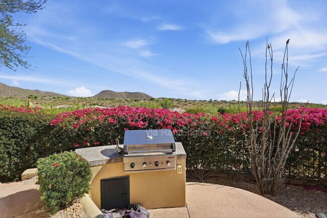 Building Photo - 11047 E Mirasol Cir