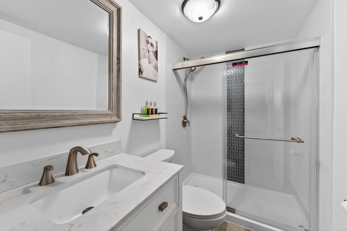 Building Photo - 801 Andrews Ave