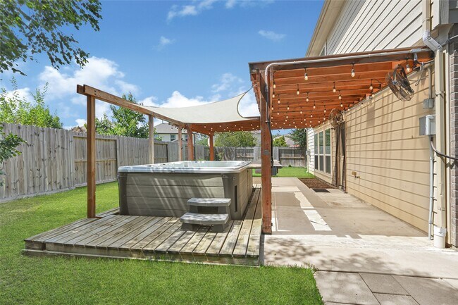 Building Photo - 29467 Iris Bloom Ct