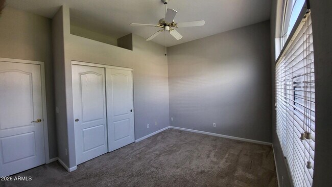 Building Photo - 453 W Larona Ln