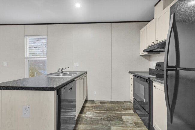 Building Photo - 108 Gladewood Cir