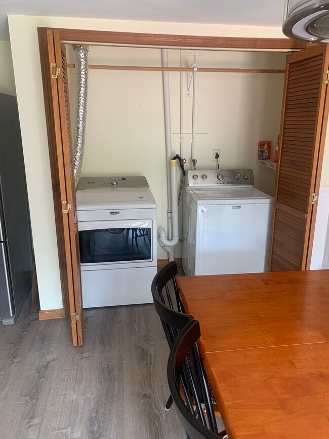 Washer dryer in unit - 111 Kaime Rd