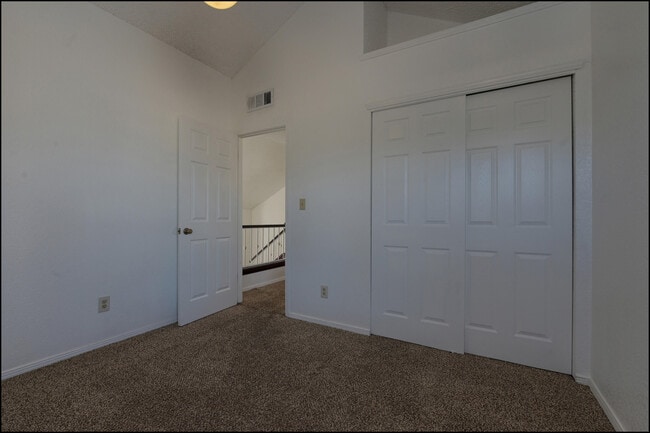 Building Photo - 695 Bluff Canyon Cir