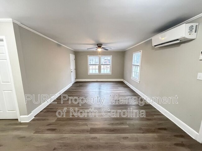 Building Photo - 231 Fairview Dr