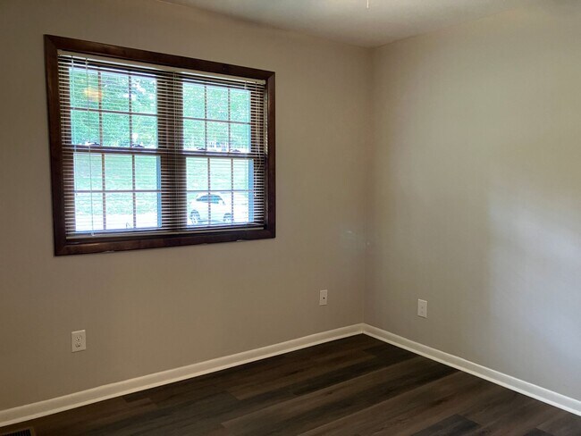 Building Photo - WATERFRONT Two Bed Townhouse in Denver With BOAT SLIP!!