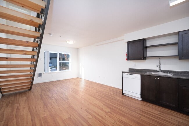 Building Photo - Wygant Apartments