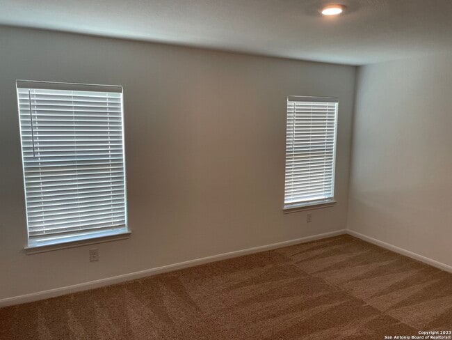 Building Photo - 10930 Chatham Ct