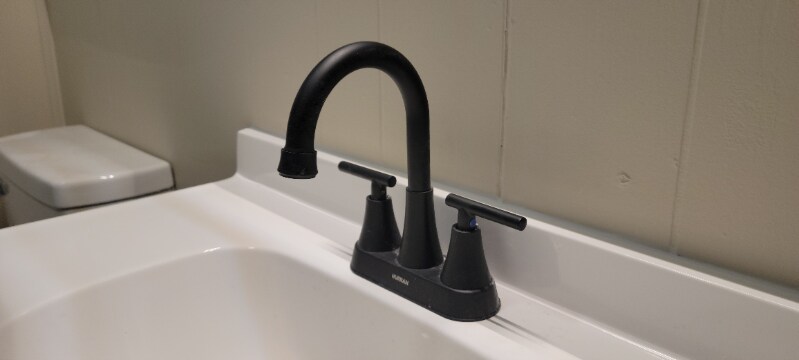 Building Photo - 1542 E Perry St