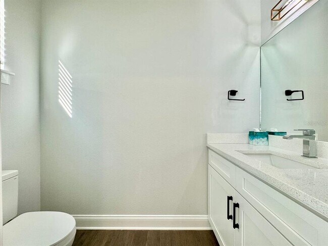 Building Photo - 4215 W North A St