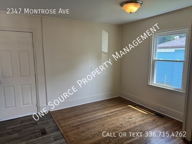 Building Photo - 2347 Montrose Ave