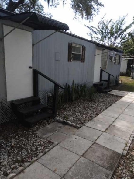 Primary Photo - 15101 N 15th St