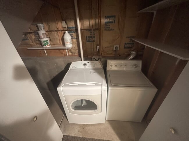 Washer and Dryer in Unit - 970 Apollo Ct