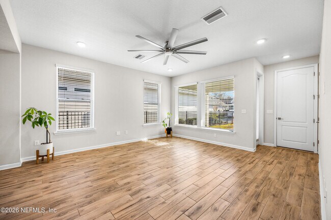 Building Photo - 73 Bluebonnet Way
