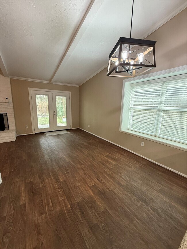 Building Photo - 15222 Flamingo Park