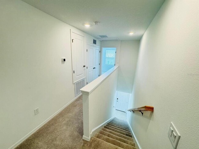 Building Photo - 3140 Skyline Lp