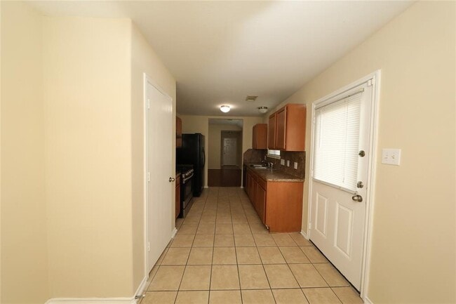 Building Photo - 14430 Hamilton Grove Ln