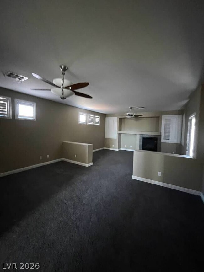 Building Photo - 9622 Staff Ln