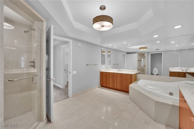 Building Photo - 2777 Paradise Rd