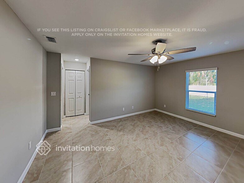 Building Photo - 2407 SE Melon Ct