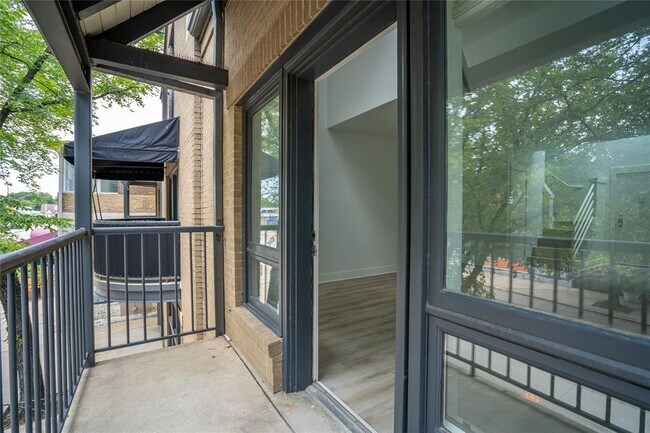 Building Photo - 2808 Greenville Ave