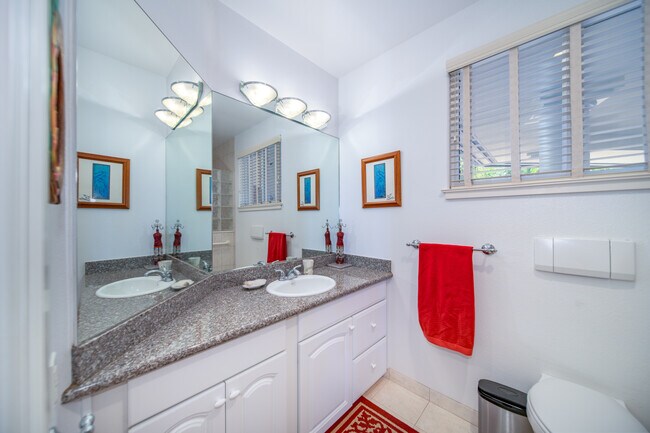 Building Photo - 837 Kai Hele Ku St