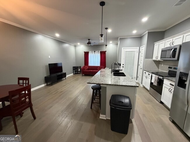 Building Photo - 3583 Brycewood Dr